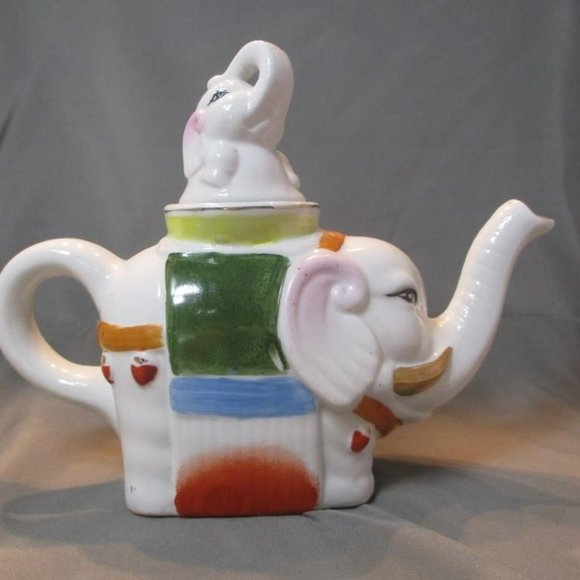 Ceramic Elephant Teapot - Picture 1 of 8